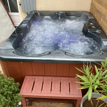 The Blue Lotus And Apartment *